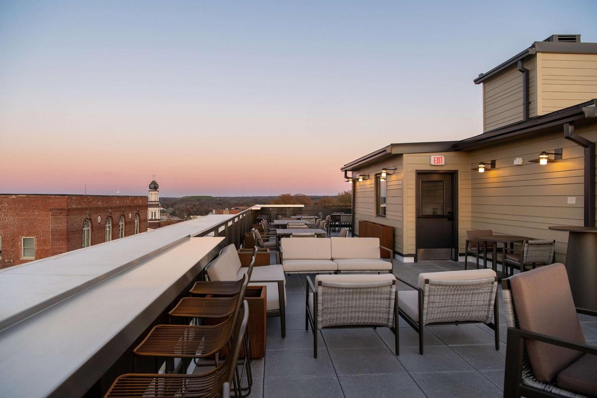 Hotel Petersburg, Tapestry Collection By Hilton Exterior photo