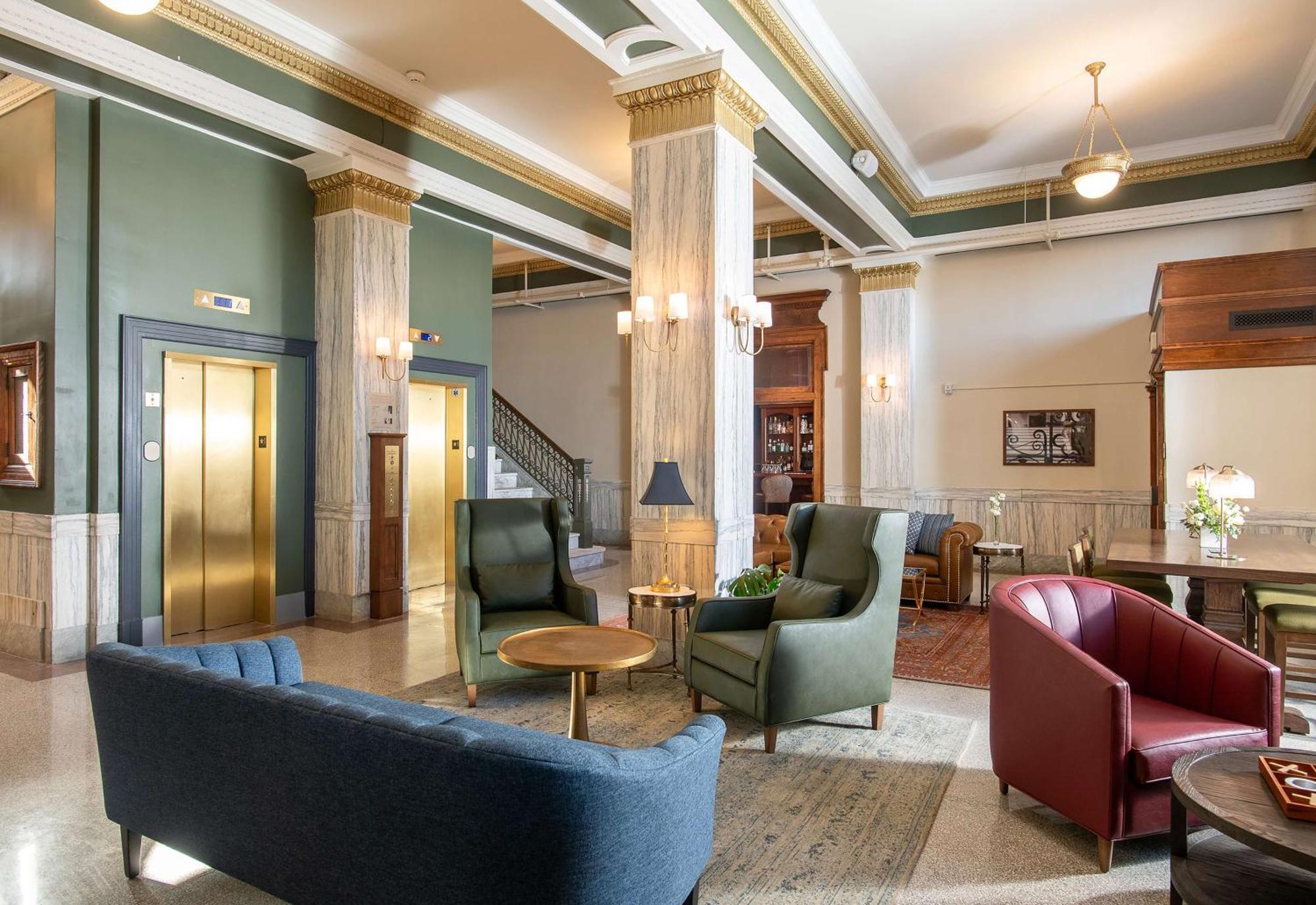 Hotel Petersburg, Tapestry Collection By Hilton Exterior photo